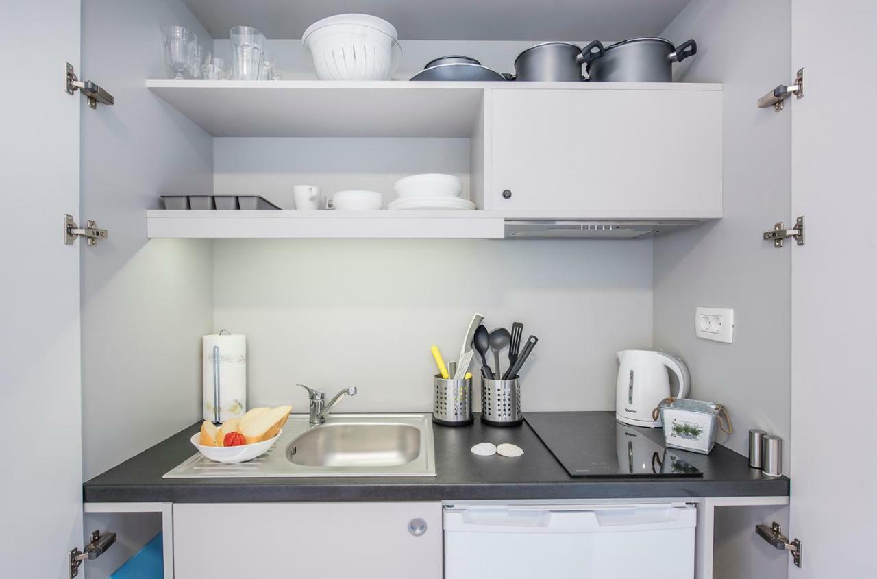 Mediteran Travel Mobile Homes Trogir - Ciovo Arbanija エクステリア 写真